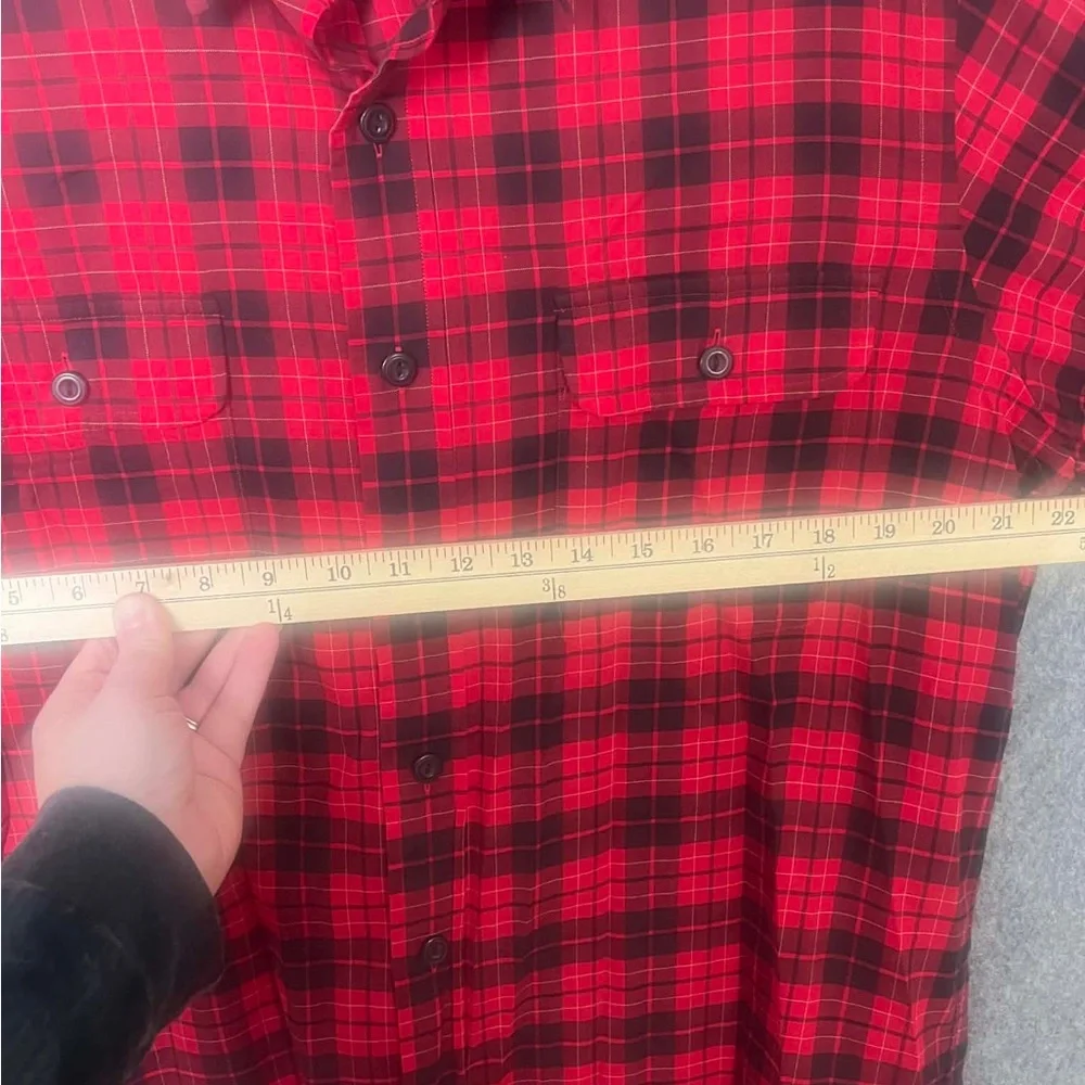 Polo by Ralph Lauren Large Classic Fit Red and Black Plaid Button Down‎ Shirt